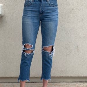 the cutest american eagle mom jeans